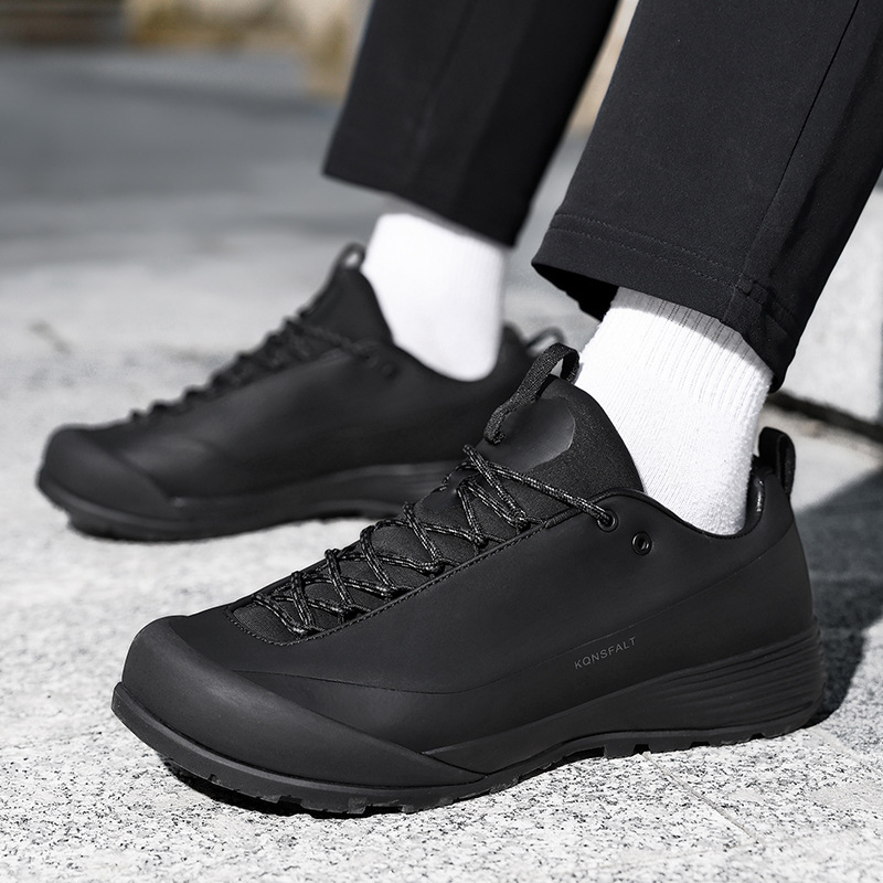 Fashion Hiking Shoes Men Luxur - Mens Fashion Urban ulasan dan harga